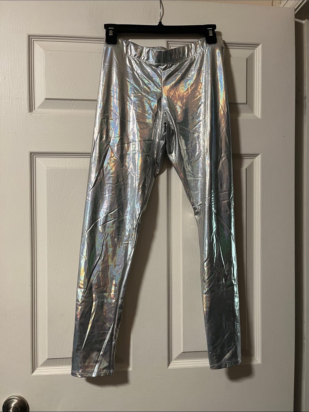 Women's Holographic Silver Leggings - Shiny Metallic Active Bottoms👽🛸